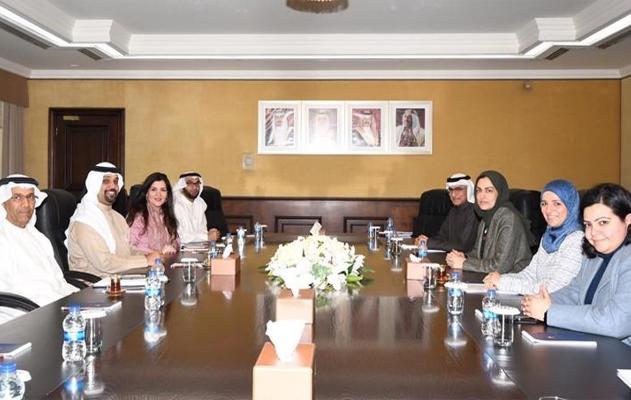 وزير المالية والاقتصاد الوطني يشيد بالدور الرائد للمجلس الأعلى للمرأة في تقدم المرأة البحرينية في كافة المجالات